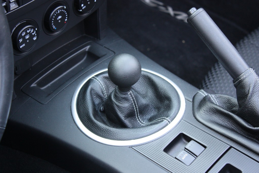 Manual Transmission Sales Rise, At Least For Now : Automotive Addicts