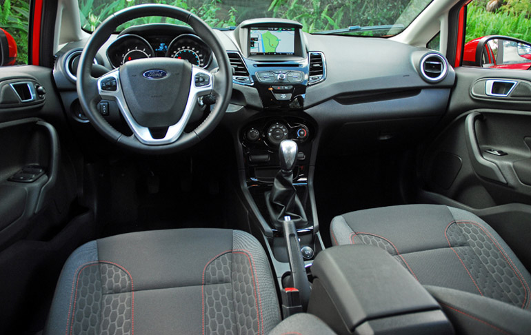 Veranderlijk taart frequentie 2014 Ford Fiesta SE Dashboard Done Small | Automotive Addicts