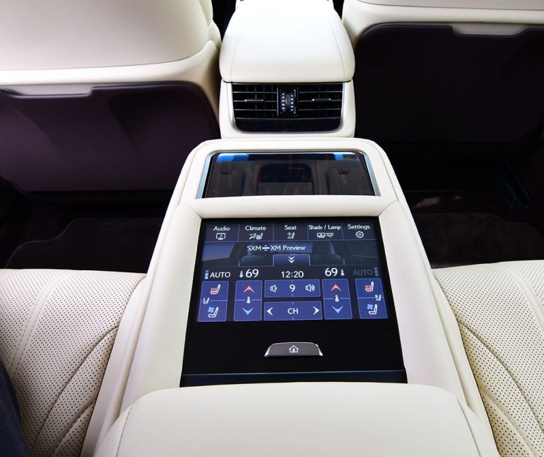 2019 lexus ls 500 rear seat controls