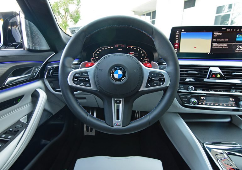 2021 bmw m5 competition steering wheel