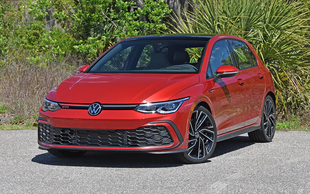 Review: 2022 Volkswagen Golf R hot hatch