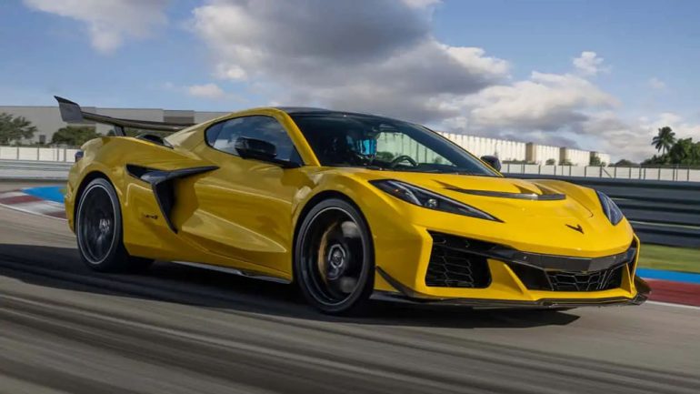 2025 Chevrolet Corvette ZR1 Proves It’s a Dragstrip Beast with 9.6-Second Quarter-Mile Time & 0-60 in 2.3 Seconds