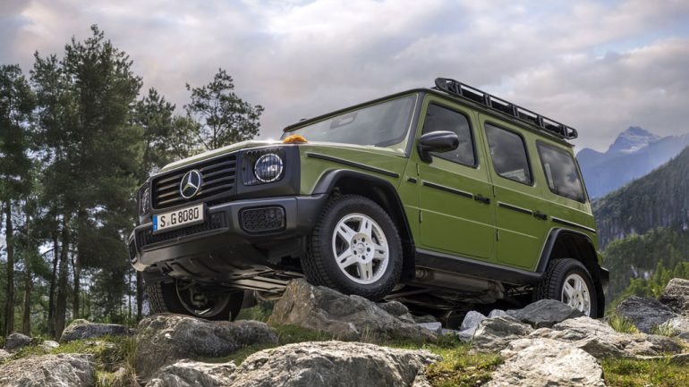 Mercedes G-Class Channels the ’80s with Retro Edition and Plaid Seats